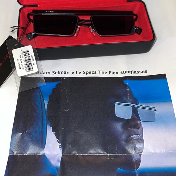 Adam Selman x Le Specs Accessories - Adam Selman x Le Specs The Flex sunglasses James Bond’s 2020. No Time To Die.